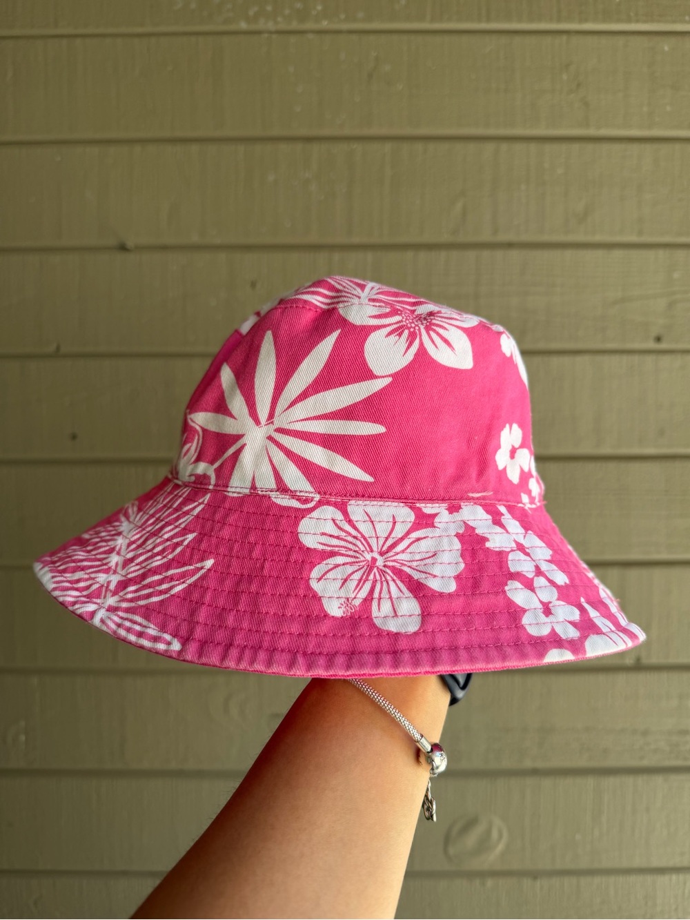 Hat - Roxy - Picture 5 of 5